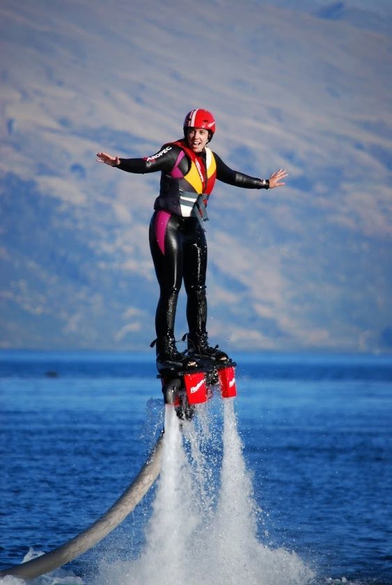 Ghé Nha Trang thử sức trò chơi mạo hiểm flyboard, trải nghiệm cảm giác bay trên mặt nước - Ảnh 4.
