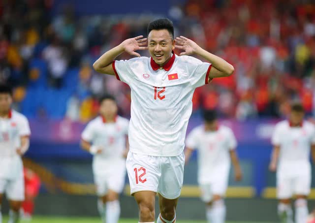 Nguyễn Thái Sơn: Quân bài tẩy của ông Troussier tại giải U23 châu Á - Ảnh 2.