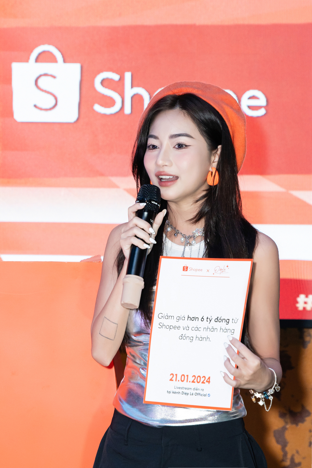 Diệp Lê lần đầu bắt tay Shopee, tặng hàng trăm voucher “siêu khủng” - Ảnh 3.