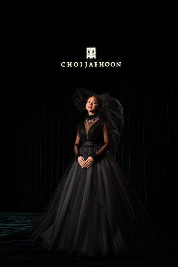 Show diễn váy cưới được mong chờ nhất năm 2024 của thương hiệu Choi Jae Hoon tại Việt Nam - Ảnh 5.