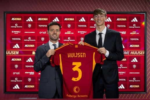 AS Roma chào đón sao trẻ Juventus Dean Huijsen