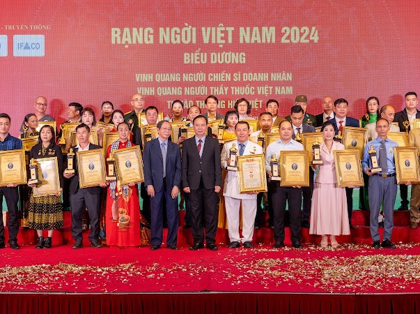 Giải thưởng danh giá Lê Hữu Trác xướng tên Liễu Nguyên Đường - Ảnh 1.