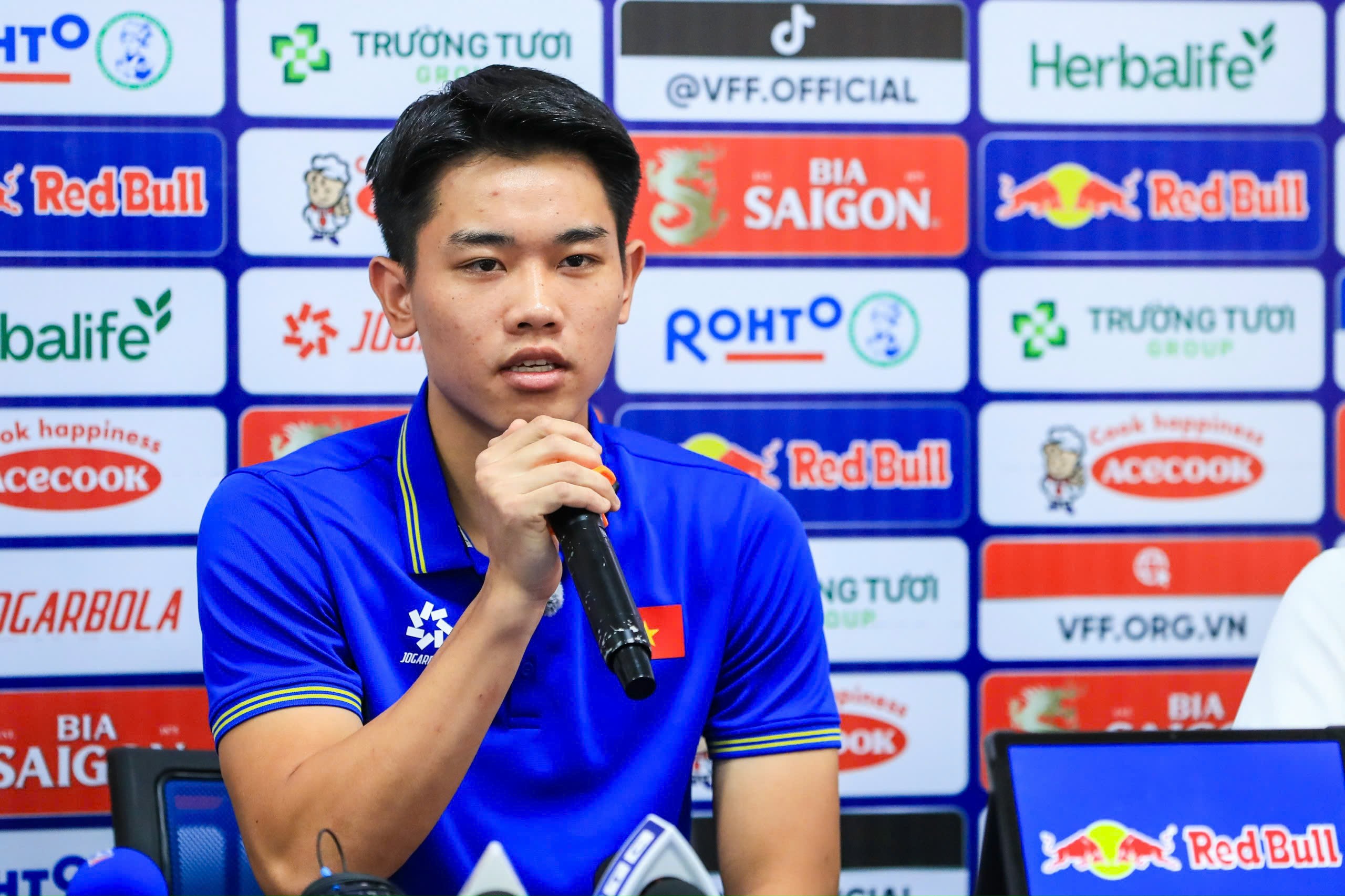 HLV Kim Sang Sik: ‘Đội tuyển Việt Nam sẽ có kết quả tốt trước Ấn Độ’ - Ảnh 2.