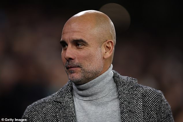 Pep Guardiola tự tin Man City sẽ không sụp đổ như MU sau khi ông rời đi - Ảnh 1.