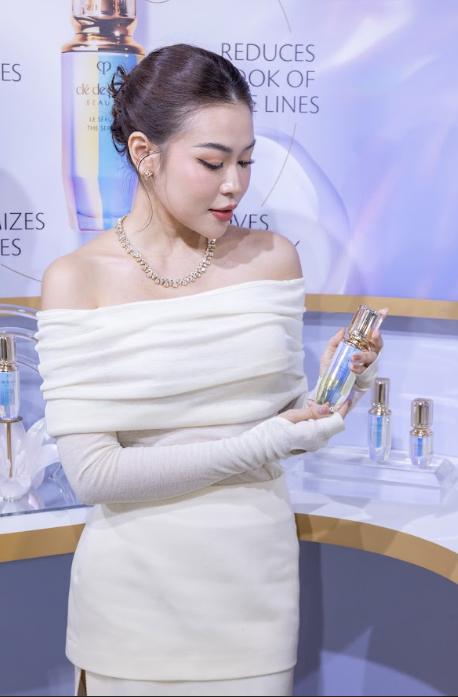 Tinh chất The Serum của Clé de Peau Beauté tại sự kiện đặc biệt ở Saigon Center - Ảnh 4.