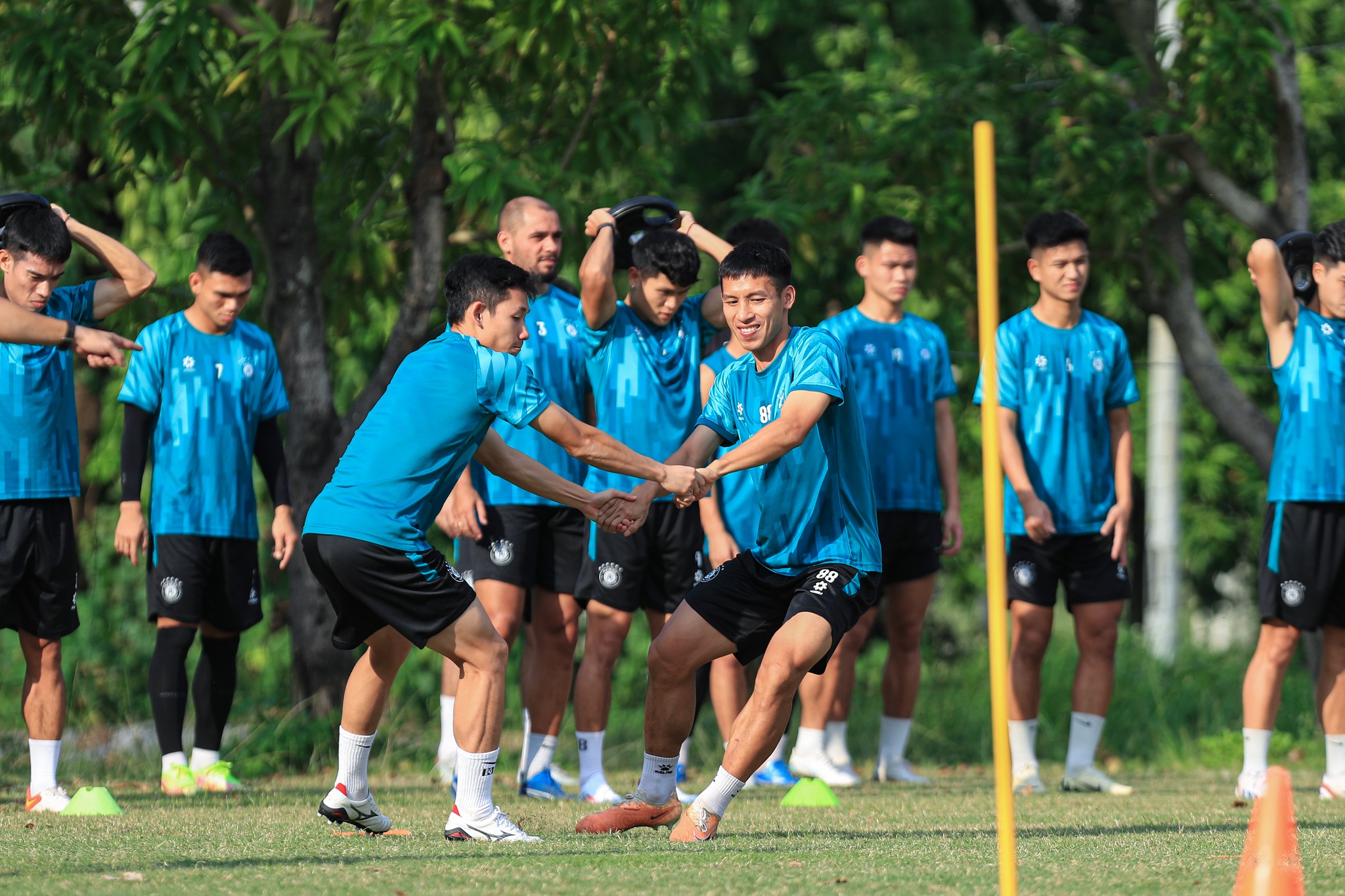 Đội trưởng Hùng Dũng: ‘Mục tiêu của đội tuyển Việt Nam trước tiên là thắng Ấn Độ’ - Ảnh 1.