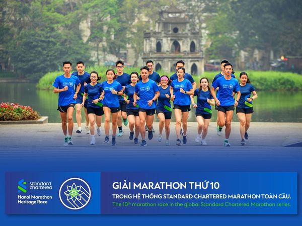 Chính thức khai mạc giải chạy Standard Chartered Marathon Di Sản Hà Nội 2024 - Ảnh 2.