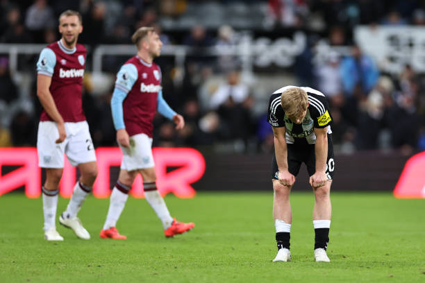 Newcastle thua West Ham 0-2 ở Ngoại hạng Anh