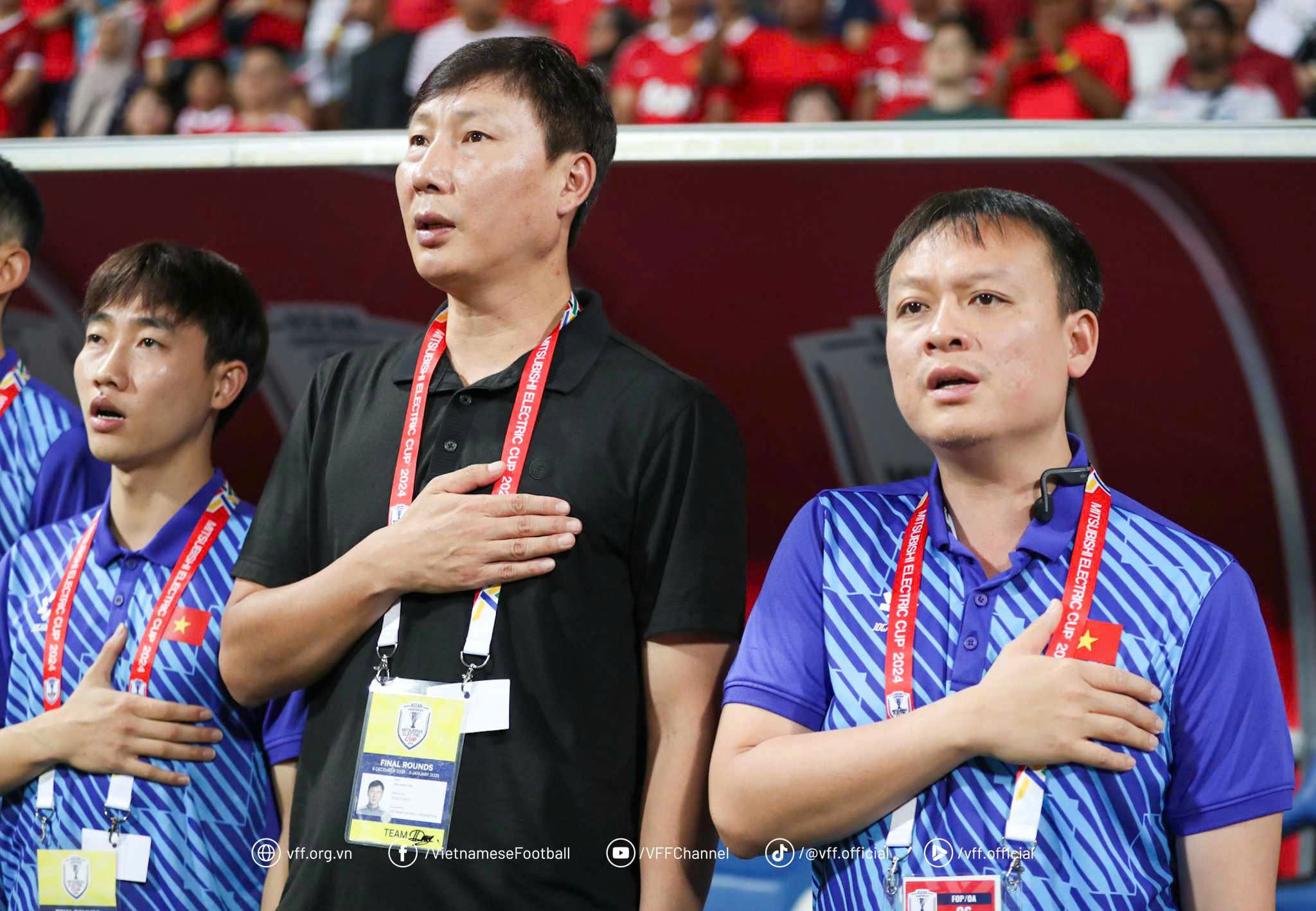 HLV Kim Sang Sik: ‘Thắng 2-0 nhưng đội vẫn phải cẩn trọng ở lượt về’ - Ảnh 1.