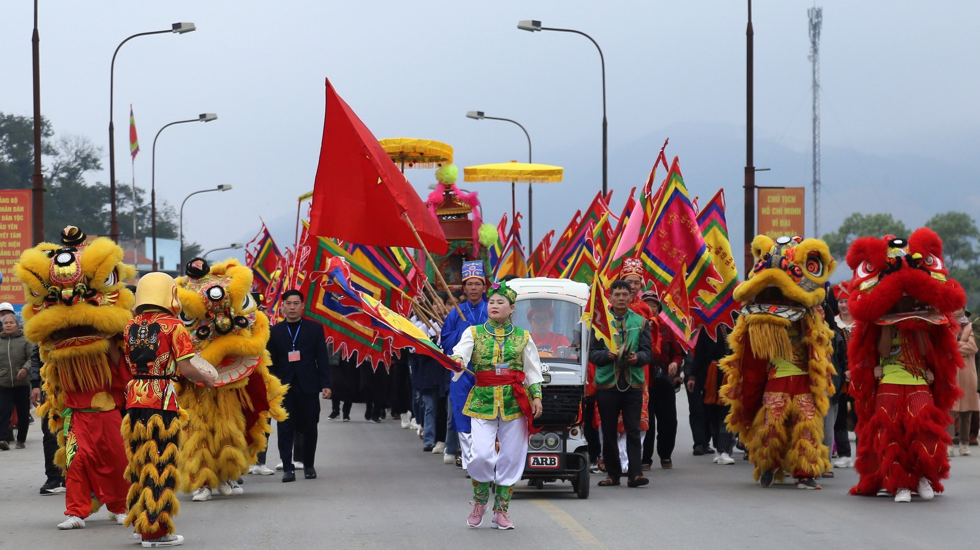 Chữ và nghĩa: 'Thiếu tháng Giêng mất khoai…'