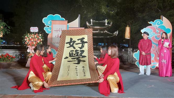 Tôn vinh truyền thống hiếu học tại Hội chữ Xuân Giáp Thìn 2024