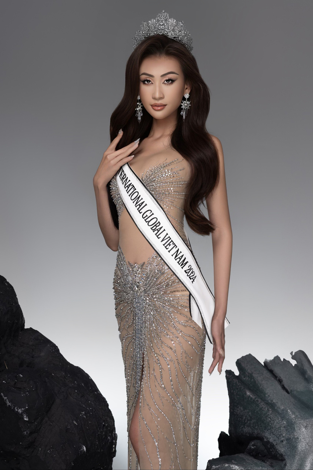Mỹ nhân học chuyên Anh - Huyền Trang bất ngờ tham gia dự thi Mrs International Global 2024 - Ảnh 3.