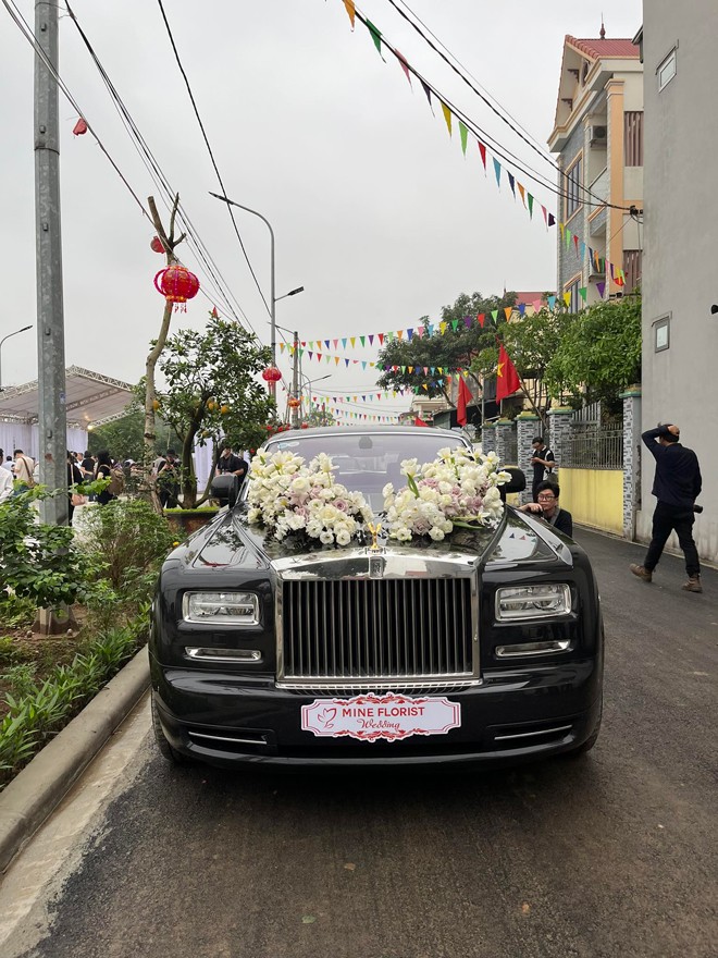 Quang Hải chọn siêu xe 16 tỷ 'rước nàng về dinh' khiến người hâm mộ trầm trồ - Ảnh 2.