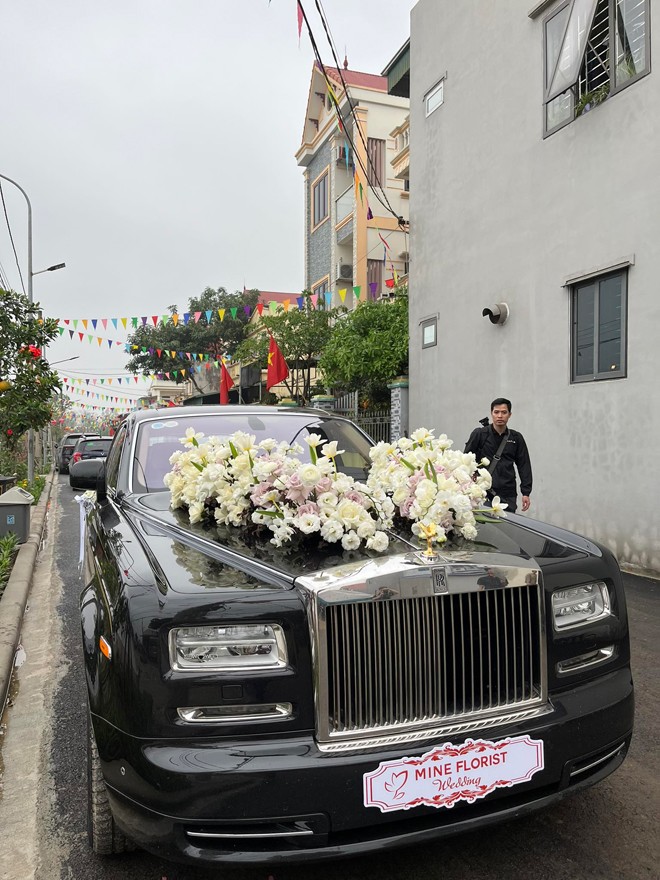 Quang Hải chọn siêu xe 16 tỷ 'rước nàng về dinh' khiến người hâm mộ trầm trồ - Ảnh 4.