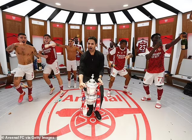 Những điều kì lạ của Mikel Arteta và cuộc cách mạng đối với Arsenal - Ảnh 7.