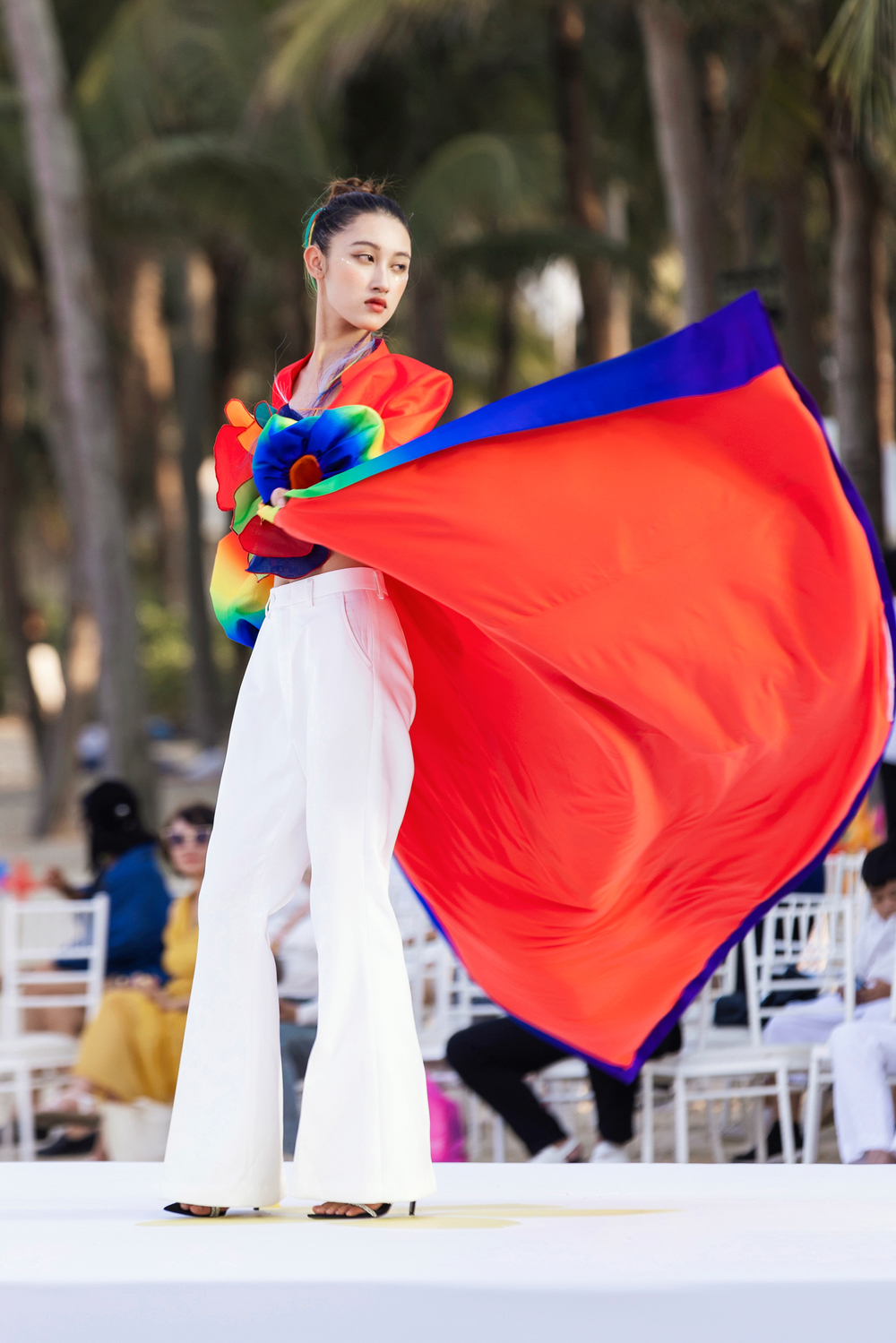 Model Kiều Thu Quyên tỏa sáng với vị trí First Face trong Destination Runway Fashion Week 2024 - Ảnh 3.