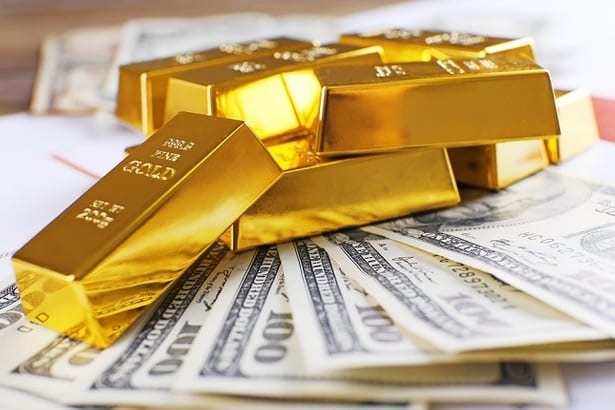 Giá vàng thế giới có thể leo lên mức 2.500-2.600 USD/ounce - Ảnh 1.