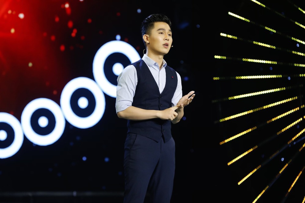Cao Tùng Minh: Từ Hotboy Én Vàng 2019 đến CEO Học viện Phoenix Academy - Ảnh 1.
