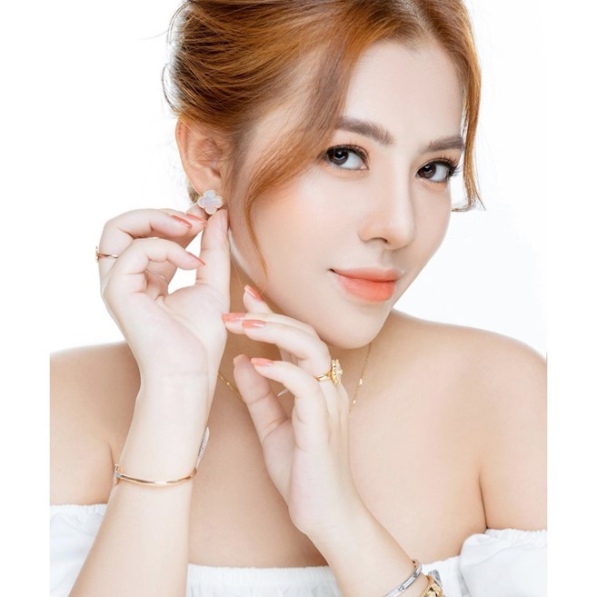 Vũ Thùy Trang, chủ thương hiệu trang sức phong thủy Hera Luxe Jewelry: Thành công nhờ tin vào đam mê - Ảnh 1.
