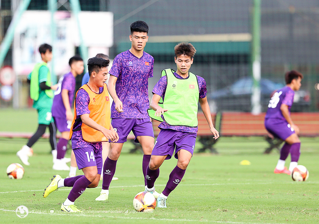 Đổi lịch trận Việt Nam- Hàn Quốc tại giải U19 quốc tế 2024 - Ảnh 2.