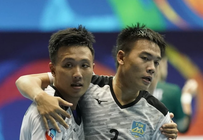 Thủ môn ĐT Việt Nam ghi bàn, giúp đội nhà đánh bại CLB vô địch 15 lần của Nhật Bản ở giải châu Á - Ảnh 3.
