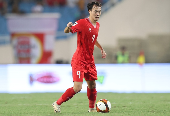CẬP NHẬT Việt Nam vs Iraq (VL World Cup 2026): HLV Kim Sang Sik phải giải quyết bài toán Văn Toàn - Ảnh 3.
