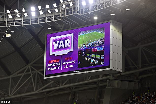 Công nghệ VAR sẽ minh bạch hơn tại EURO 2024, người hâm mộ không phải nín thở chờ trọng tài - Ảnh 2.