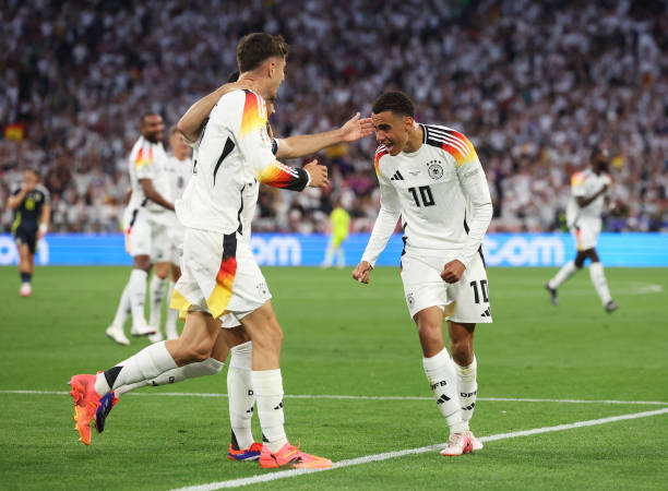 Tuyển Đức là đội đầu tiên giành vé vào vòng 1/8 EURO 2024