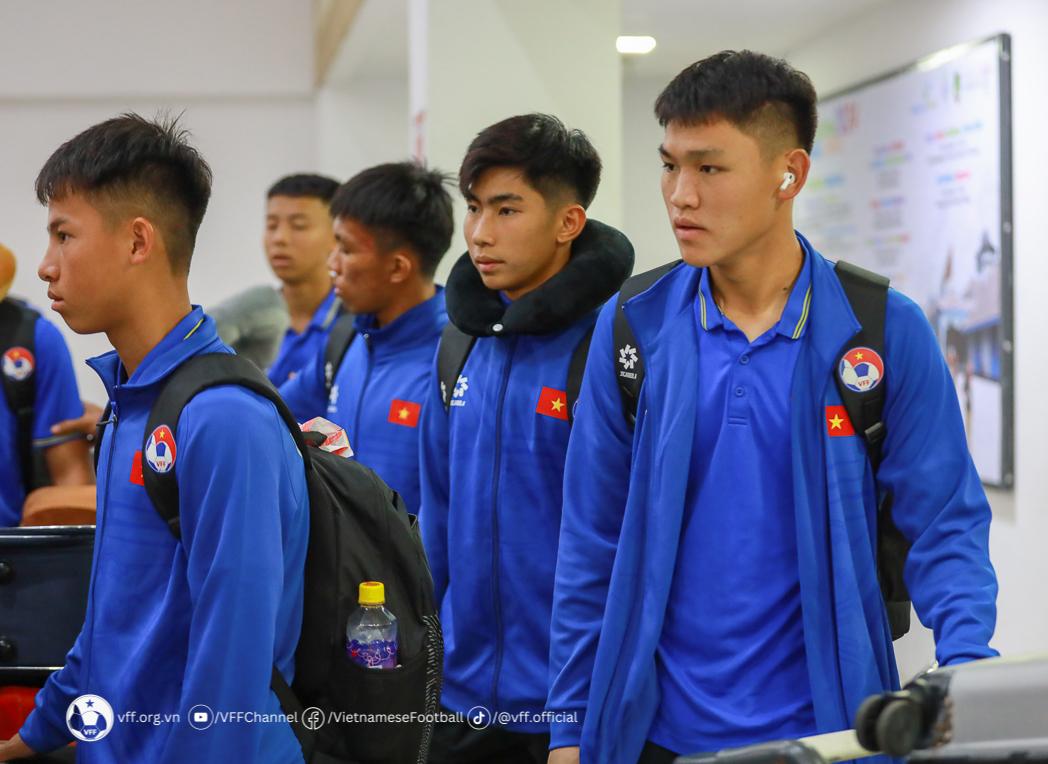 Tin nóng bóng đá Việt 21/6: Văn Lâm nói điều bất ngờ sau trận thắng CLB Hà Nội, U16 Việt Nam dự giải Đông Nam Á với hành trình kỷ lục - Ảnh 3.
