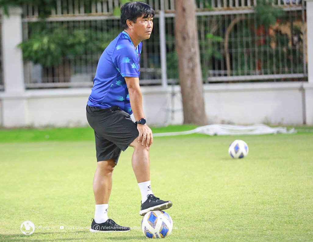 Tin nóng bóng đá Việt 30/6: Huỳnh Như muốn thi đấu tại châu Âu, U16 Việt Nam cẩn trọng cho trận gặp U16 Thái Lan - Ảnh 2.