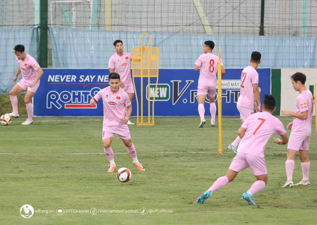 Tiền vệ Quang Hải: ‘Đội tuyển Việt Nam sẽ cố thắng Philippines’ - Ảnh 2.