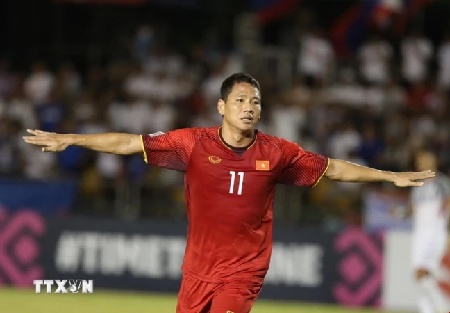 Tiền đạo cắm hay nhất bóng đá Việt Nam nổ súng giúp đội nhà thắng đội hình nhập tịch hơn 250 tỷ của Philippines, HLV châu Âu thua ‘tâm phục khẩu phục’ - Ảnh 4.