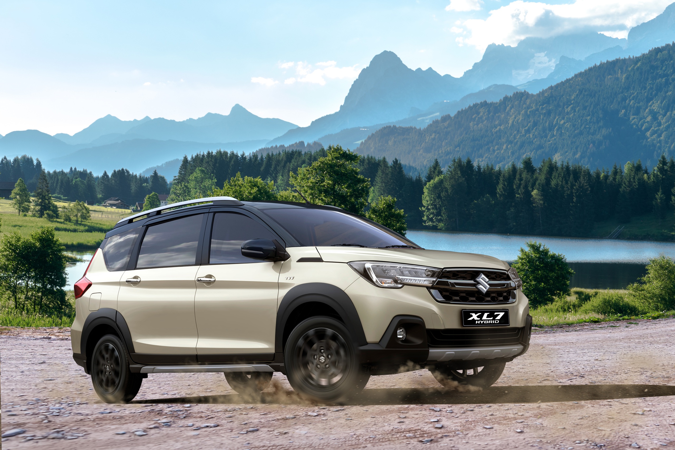 Ra mắt Suzuki XL7 Hybrid phong cách thể thao