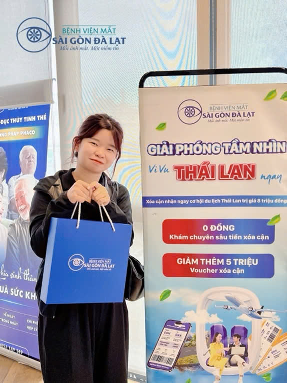 Phẫu thuật khúc xạ bằng laser (LASIK) - Ảnh 1.