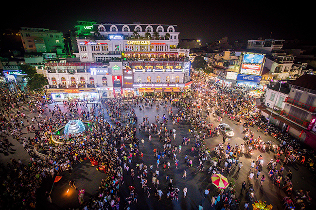 Thời tiết ngày Quốc khánh 2/9: Nhiều khu vực có mưa dông, cục bộ có mưa to - Ảnh 1.