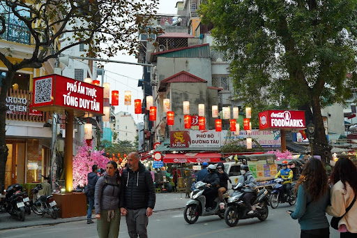 Khánh thành phố ẩm thực Coca-Cola Foodmarks đầu tiên tại quận Hoàn Kiếm - Ảnh 1.