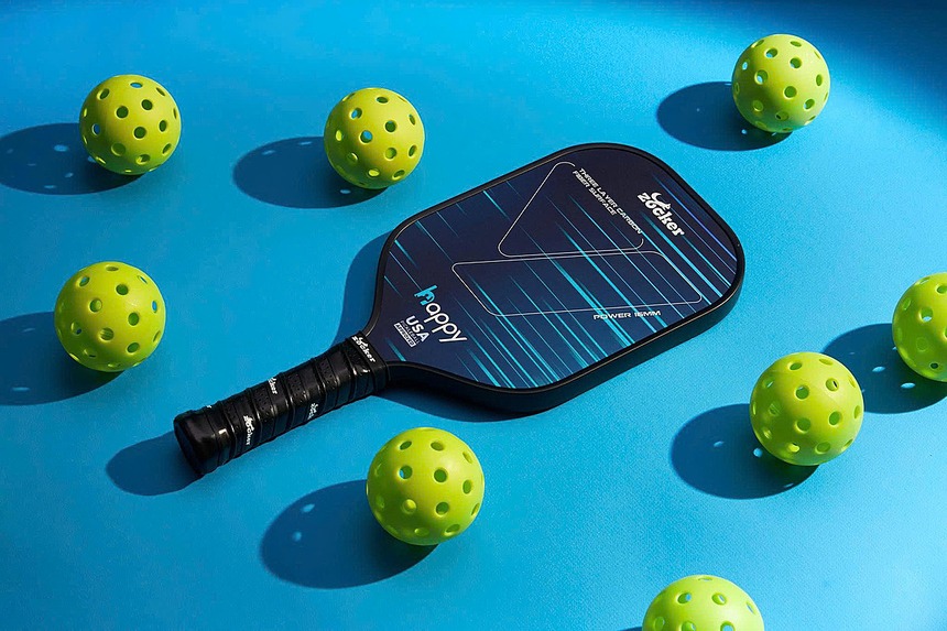 Pickleball là gì? Tại sao môn thể thao này lại lấy tên là Pickleball - Ảnh 2.