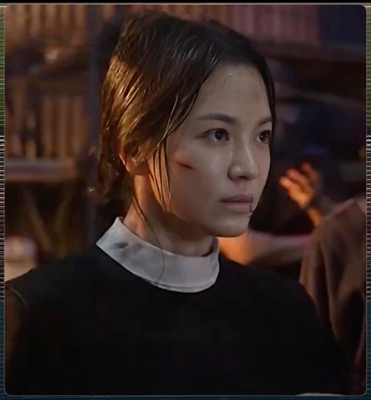 Chửi thề và hút thuốc - Song Hye Kyo &quot;lột xác&quot; trong &quot;Dark Nuns&quot; - Ảnh 1.