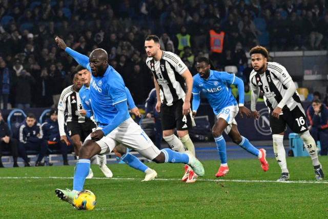 Lukaku tỏa sáng, Napoli chấm dứt mạch bất bại của Juventus - Ảnh 2.