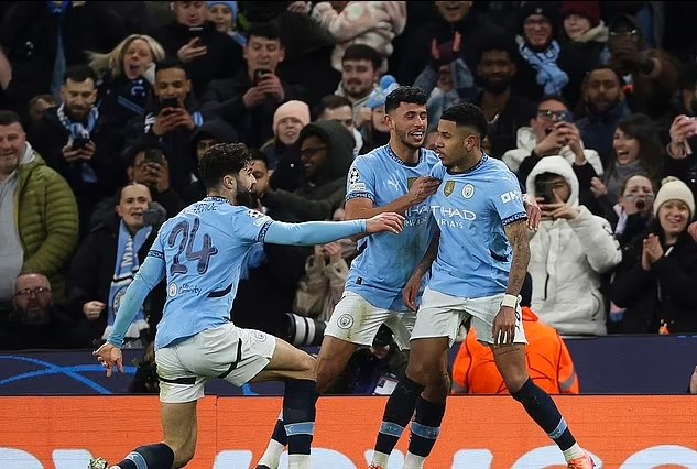 Những lo lắng xin được gác lại với Man City - Ảnh 1.