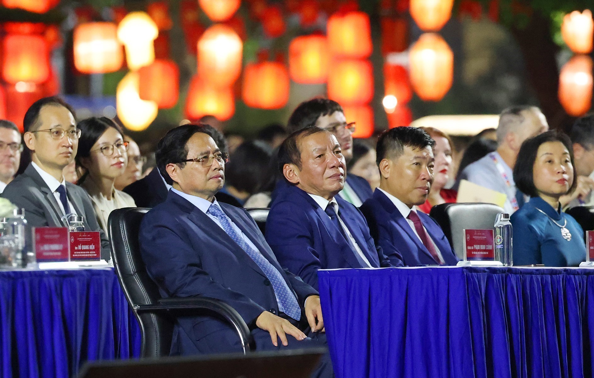Thủ tướng dự khai mạc Lễ hội Văn hóa Thế giới lần thứ nhất - Ảnh 2.