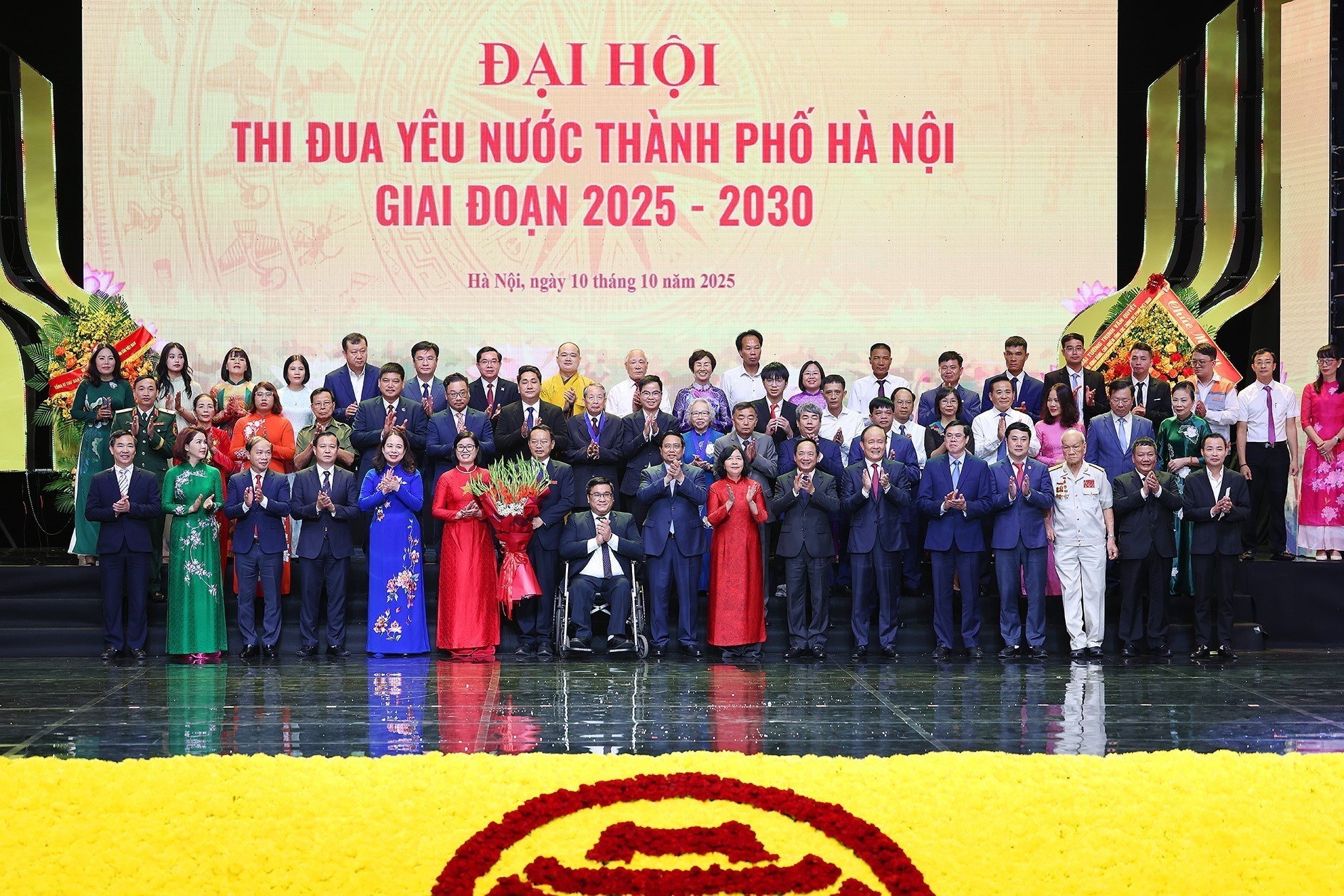 Thủ tướng Phạm Minh Chính dự Đại hội Thi đua yêu nước thành phố Hà Nội - Ảnh 8.