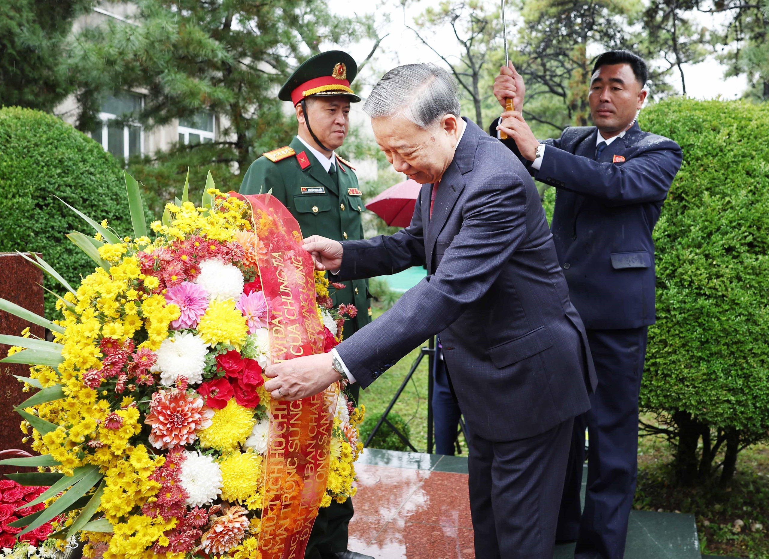 Tổng Bí thư Tô Lâm dự Lễ khánh thành Tượng đài Chủ tịch Hồ Chí Minh tại Bình Nhưỡng - Ảnh 2.