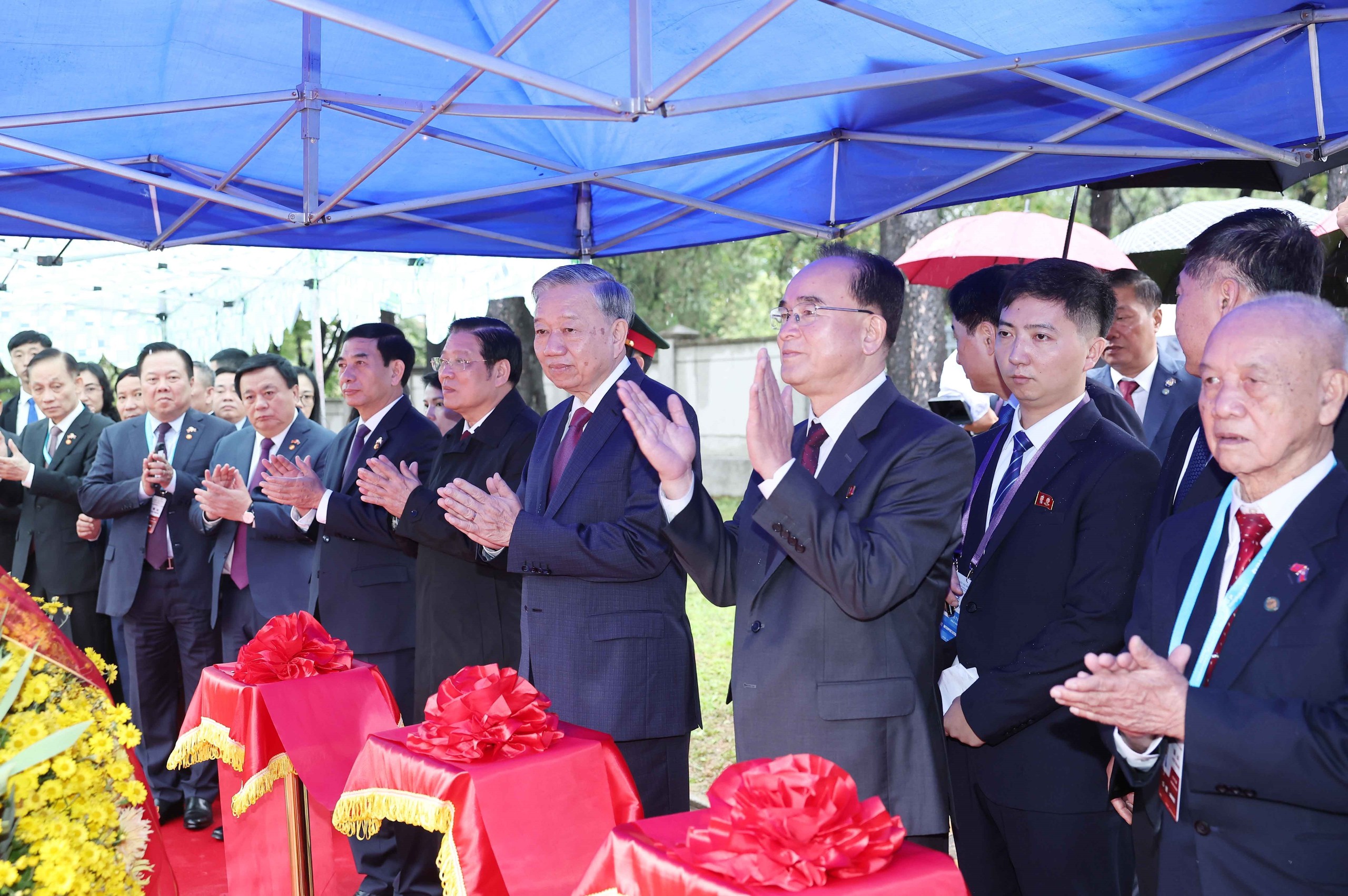 Tổng Bí thư Tô Lâm dự Lễ khánh thành Tượng đài Chủ tịch Hồ Chí Minh tại Bình Nhưỡng - Ảnh 6.