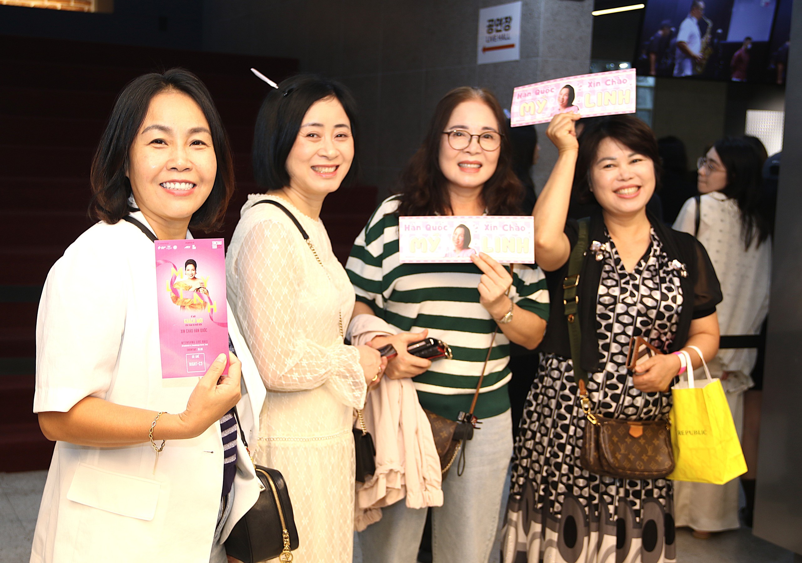 Ca sĩ Mỹ Linh với tour diễn “Xin chào Hàn Quốc” - Ảnh 6.