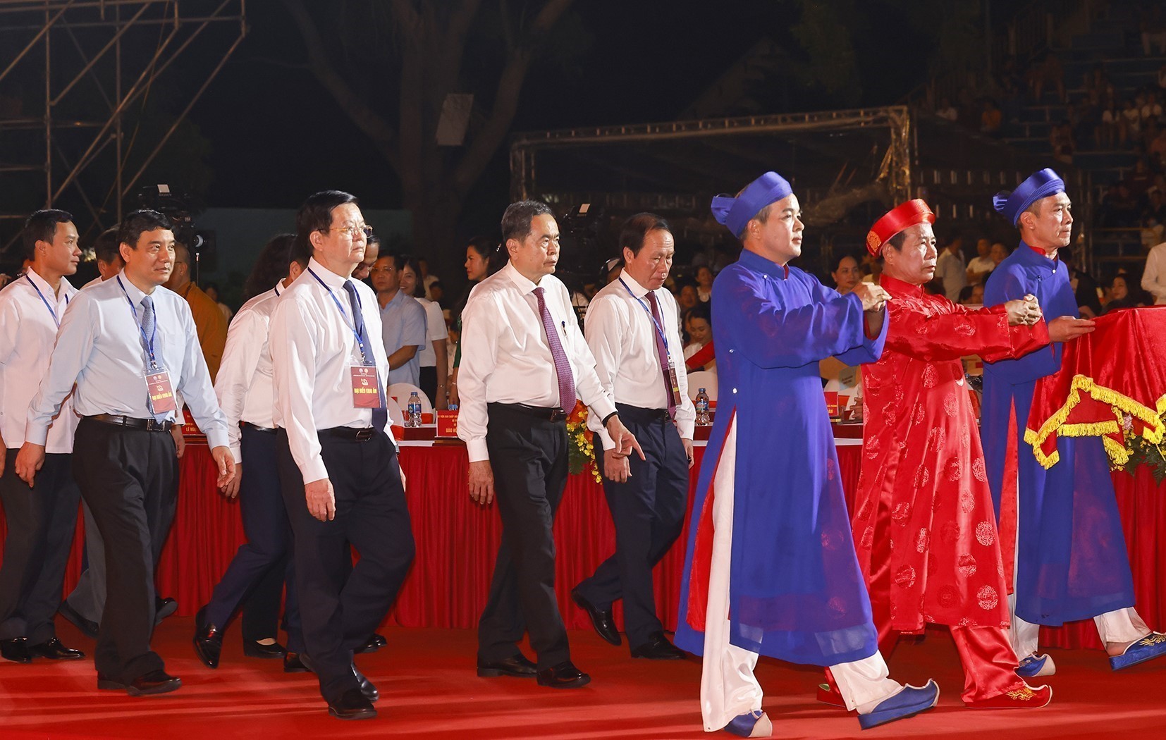 Chủ tịch Quốc hội dự Lễ tưởng niệm 725 năm ngày mất của Anh hùng dân tộc Trần Hưng Đạo - Ảnh 2.