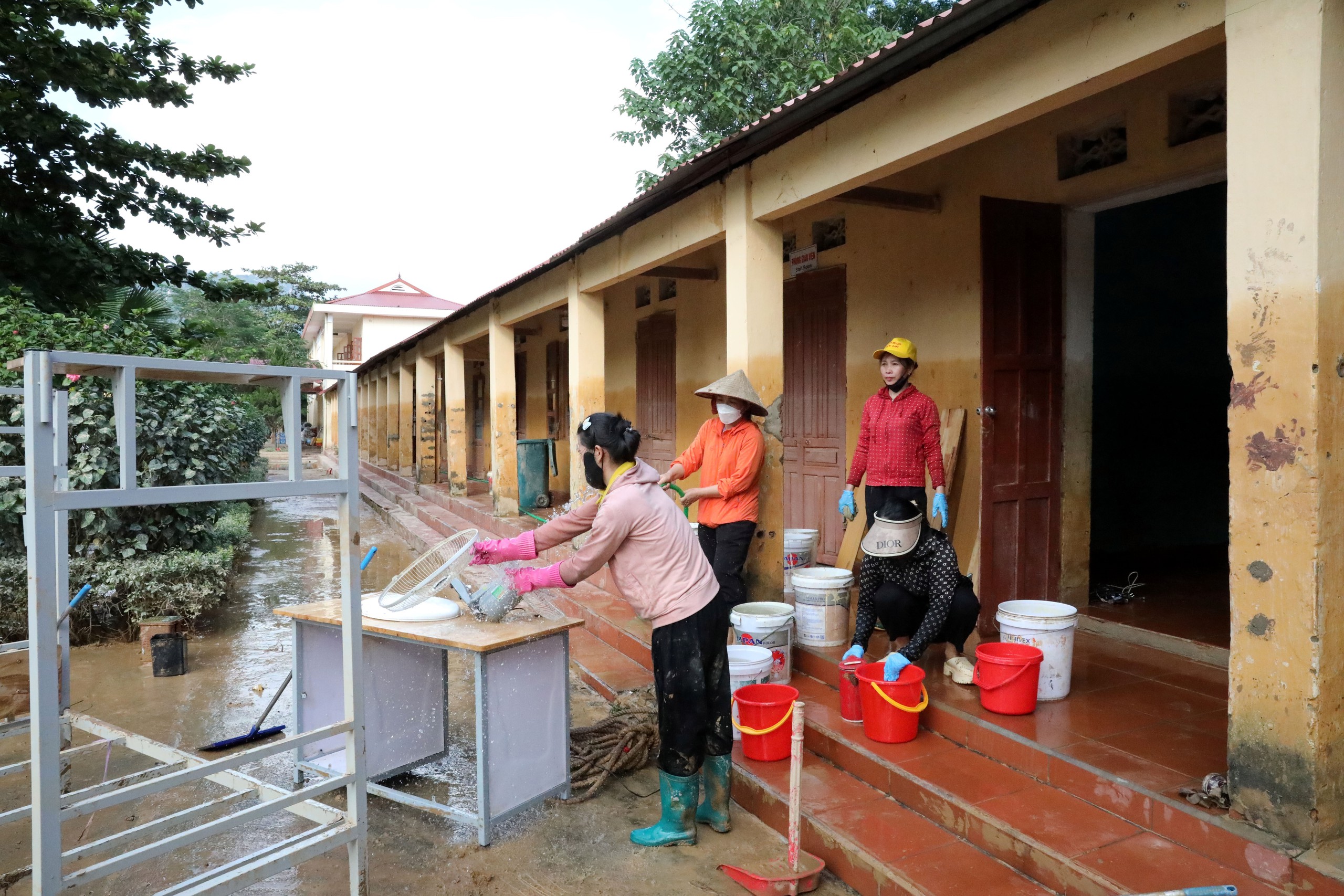 Lạng Sơn: Dồn lực khắc phục hậu quả sau mưa lũ lịch sử - Ảnh 3.
