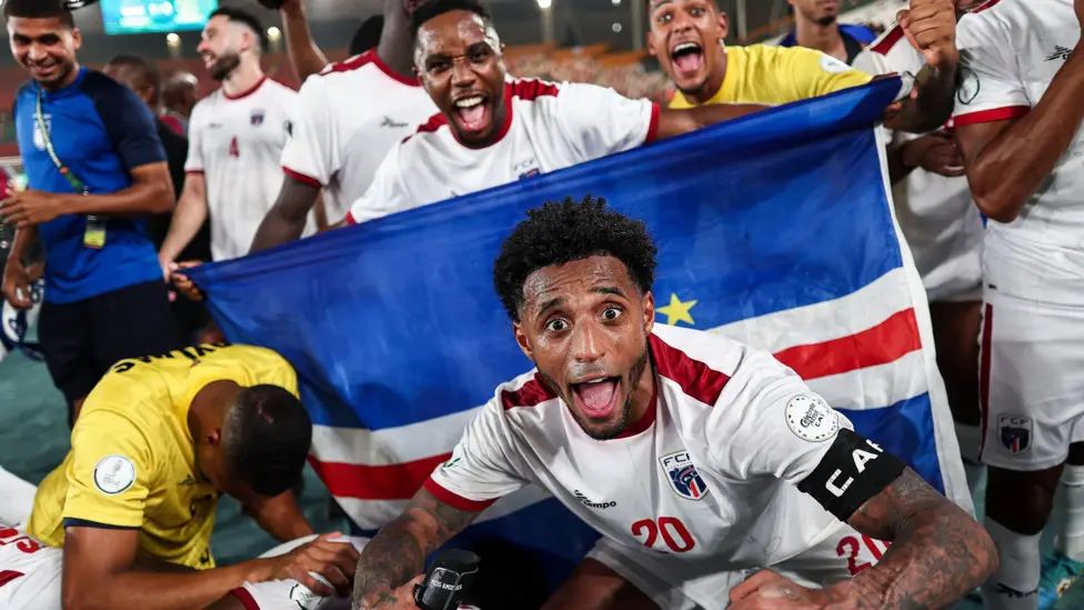 Cape Verde: Từ một quần đảo chỉ hơn nửa triệu dân đến câu chuyện cổ tích ở World Cup - Ảnh 1.