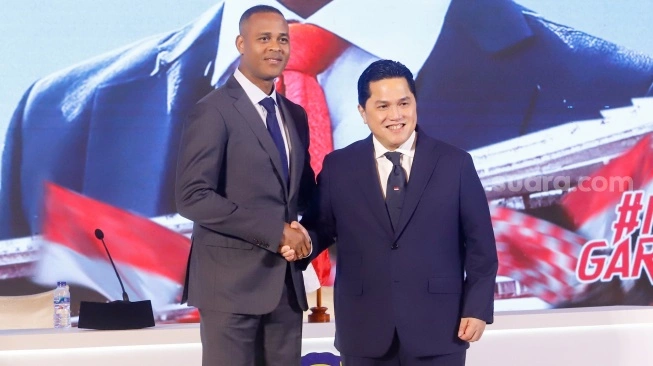 Phản ứng của Erick Thohir khi LĐBĐ Indonesia chấm dứt hợp đồng với Patrick Kluivert  - Ảnh 1.