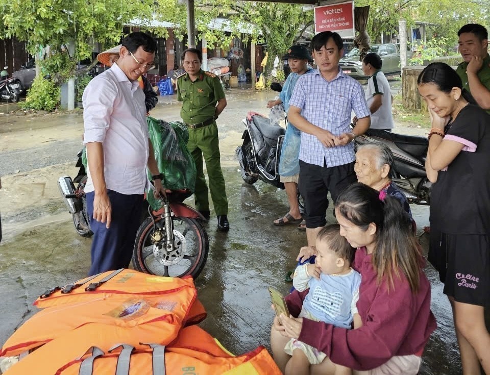 Huế sẵn sàng phương án ứng phó mưa lớn - Ảnh 5.